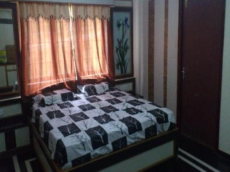 Sri Durga Residency Bed & Breakfast Йеркауд Екстериор снимка